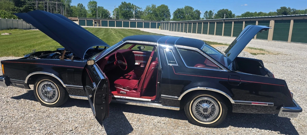 1979 Ford Thunderbird 7th Gen - Image 2 of 11
