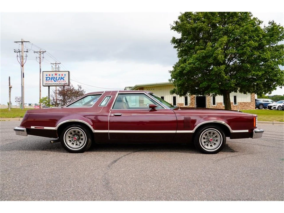 1979 Ford Thunderbird 7th Gen - Image 2 of 31