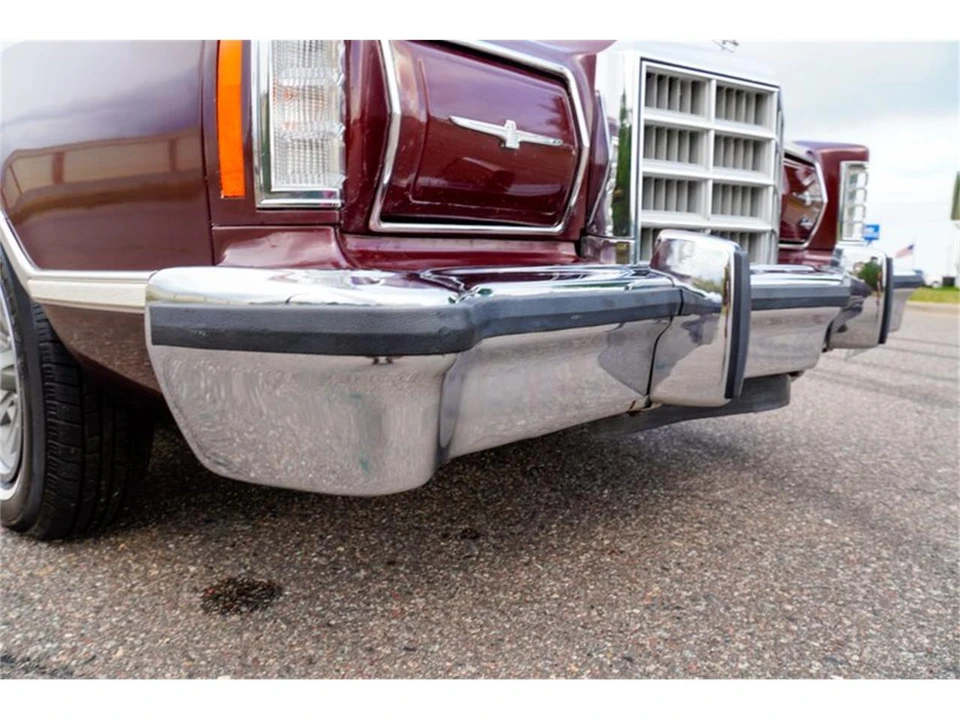 1979 Ford Thunderbird 7th Gen - Image 27 of 31