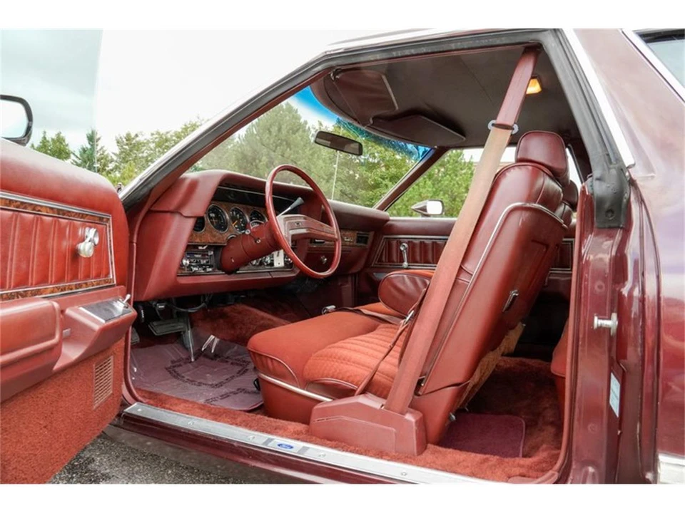 1979 Ford Thunderbird 7th Gen - Image 10 of 31