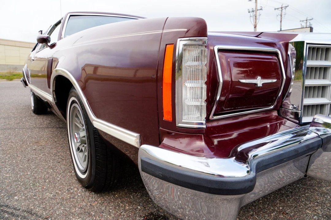 1979 Ford Thunderbird 7th Gen - Image 29 of 31