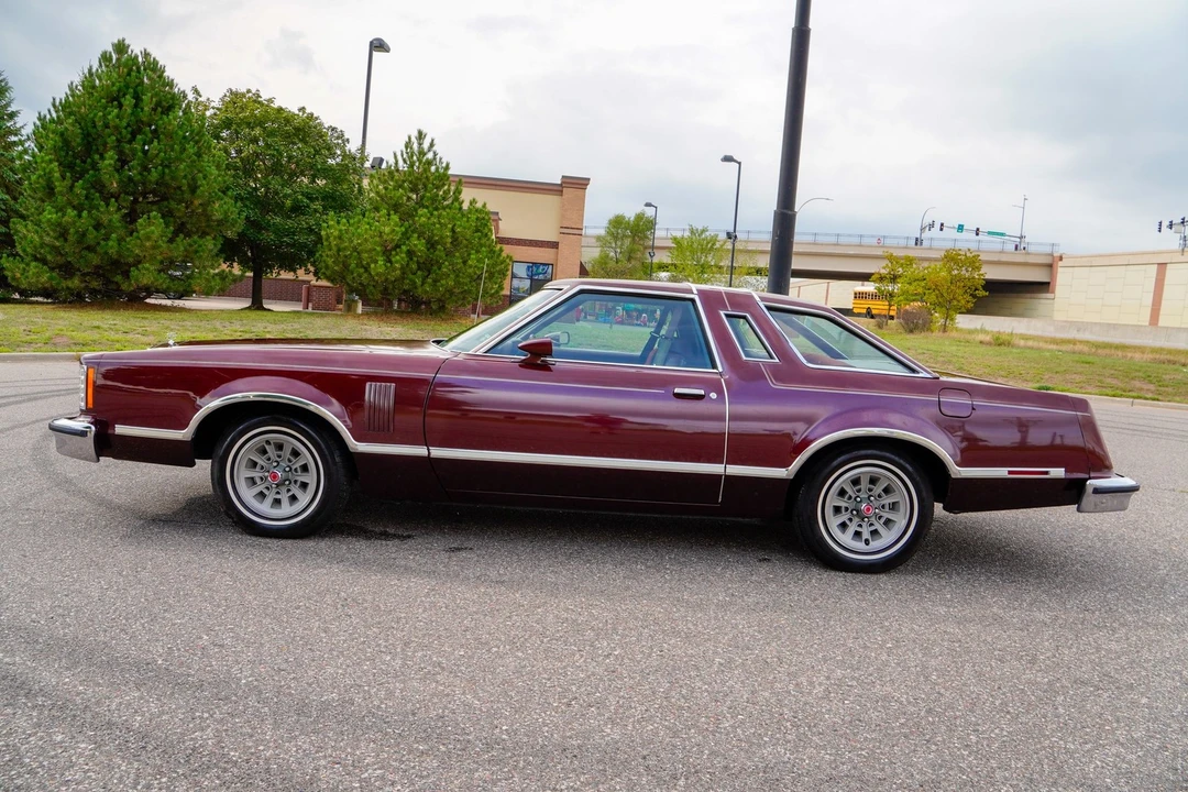 1979 Ford Thunderbird 7th Gen - Image 7 of 31