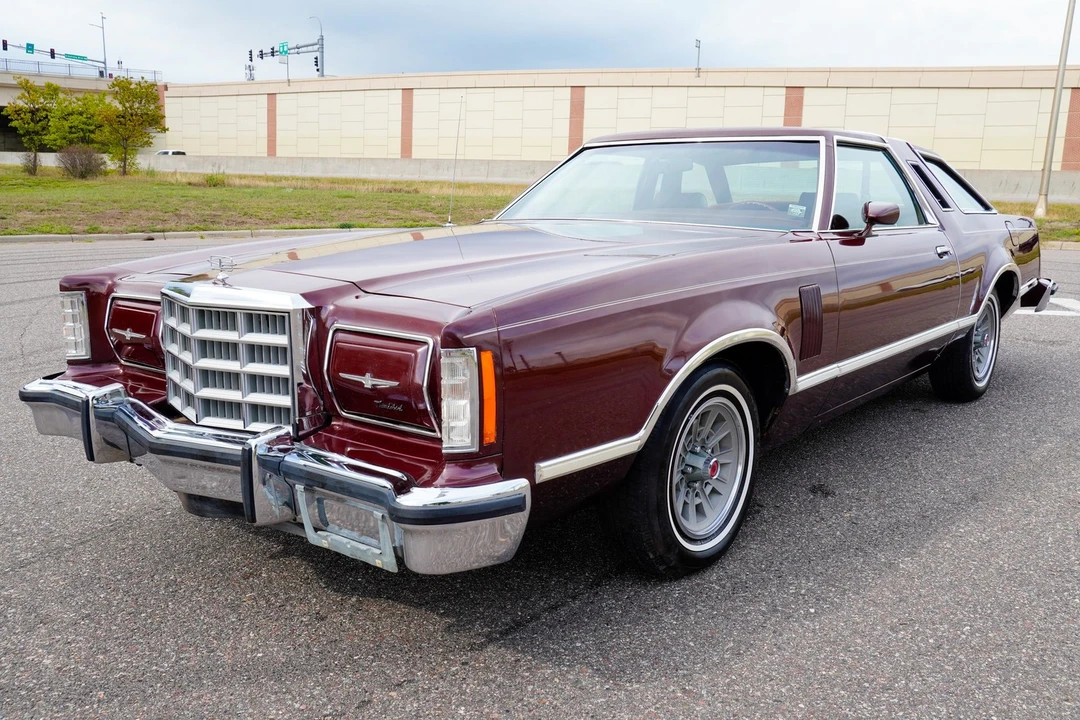 1979 Ford Thunderbird 7th Gen - Image 8 of 31