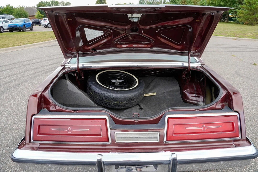 1979 Ford Thunderbird 7th Gen - Image 15 of 31