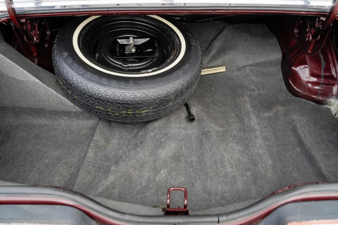 1979 Ford Thunderbird 7th Gen - Image 16 of 31