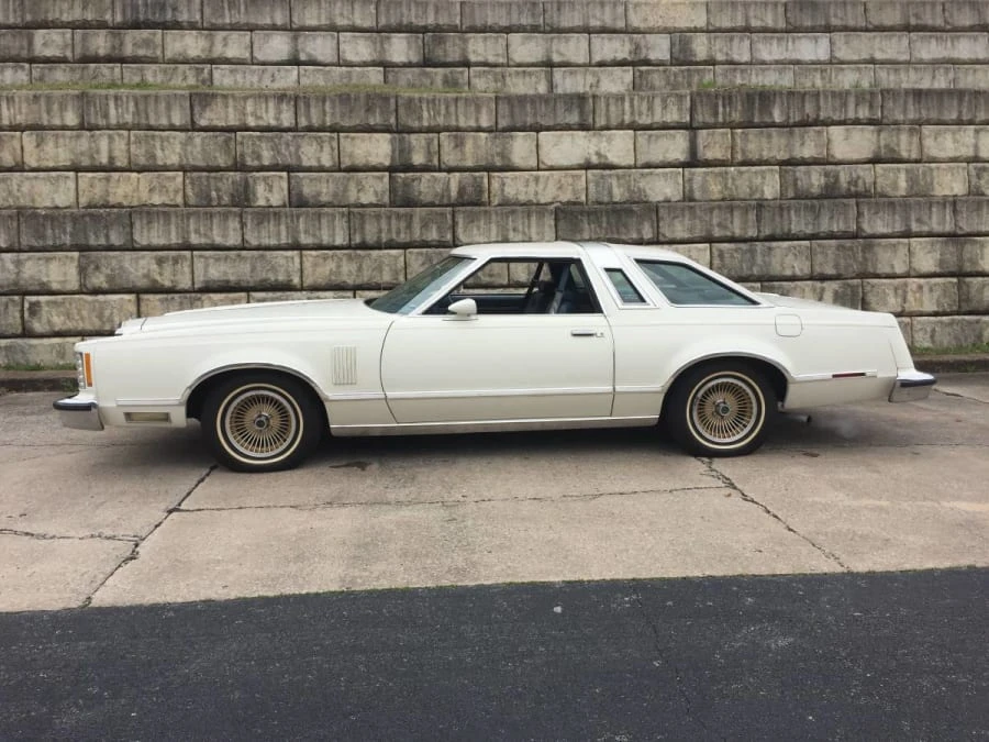 1979 Ford Thunderbird 7th Gen - Image 2 of 14
