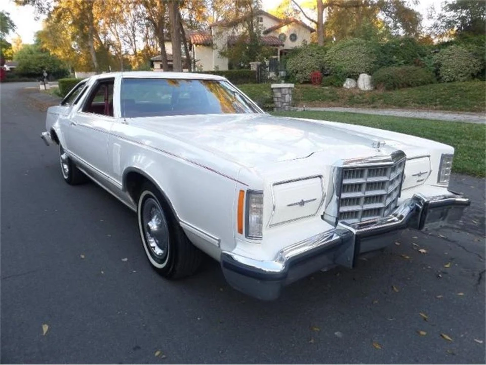 1979 Ford Thunderbird 7th Gen - Image 14 of 20