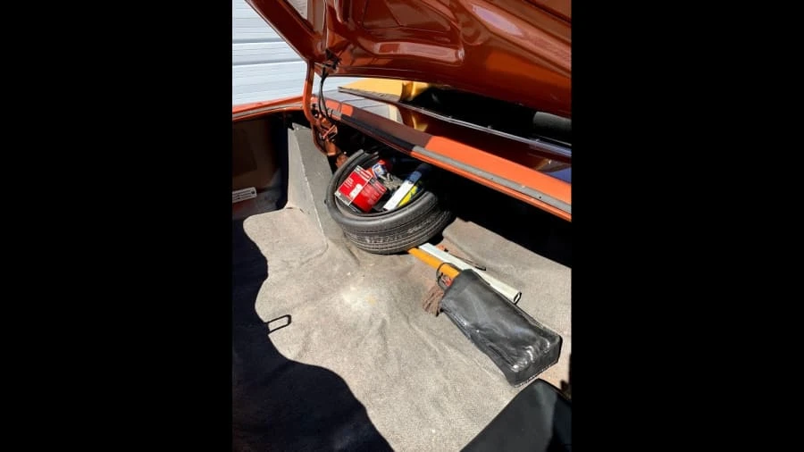 1979 Ford Thunderbird 7th Gen - Image 10 of 17