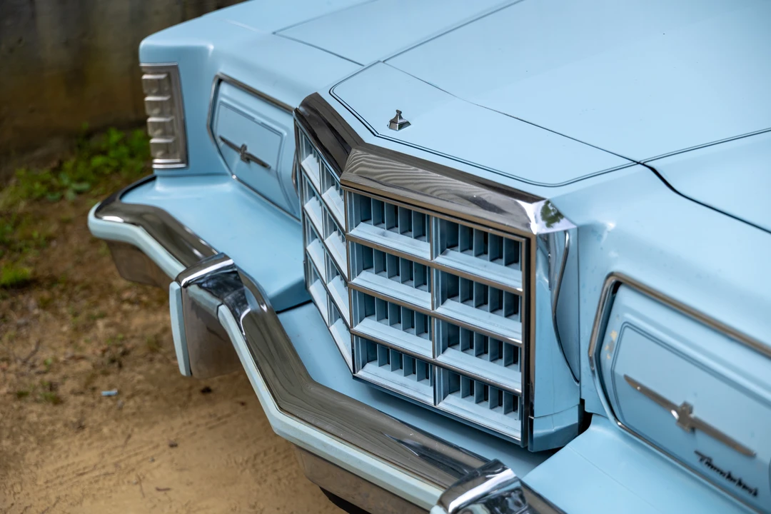 1979 Ford Thunderbird 7th Gen - Image 28 of 31