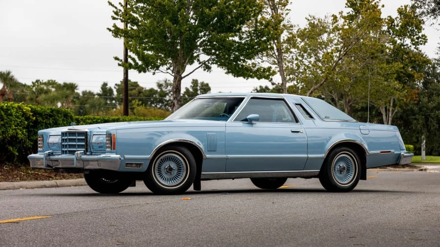 1979 Ford Thunderbird 7th Gen - Image 9 of 31