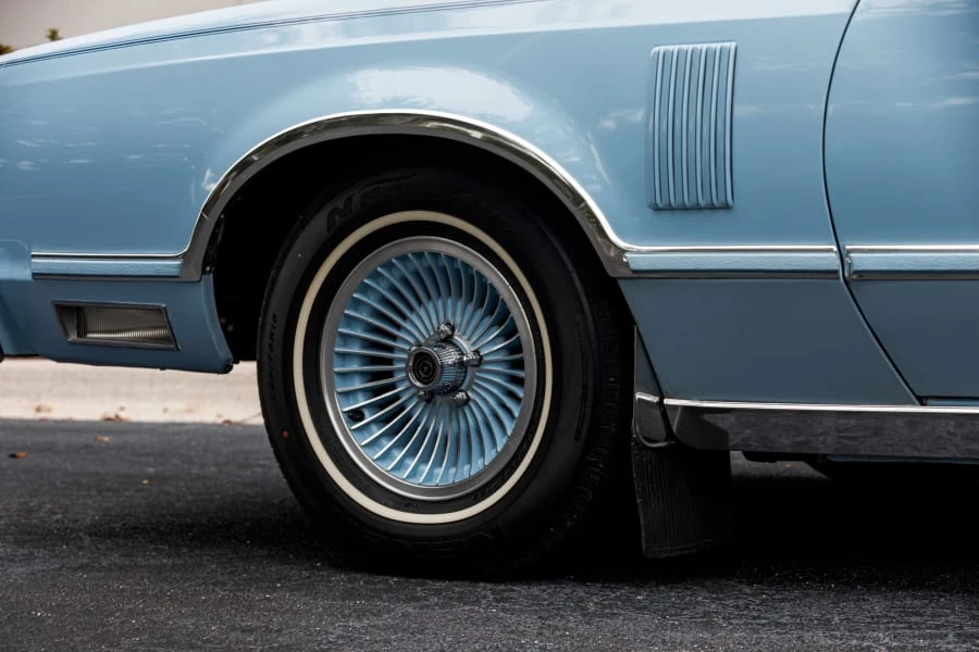 1979 Ford Thunderbird 7th Gen - Image 16 of 31