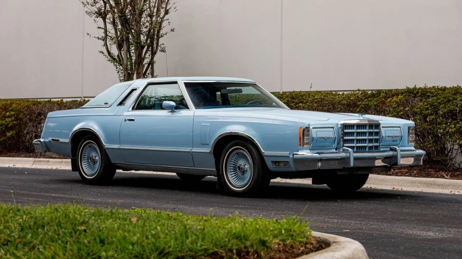 1979 Ford Thunderbird 7th Gen - Image 10 of 31