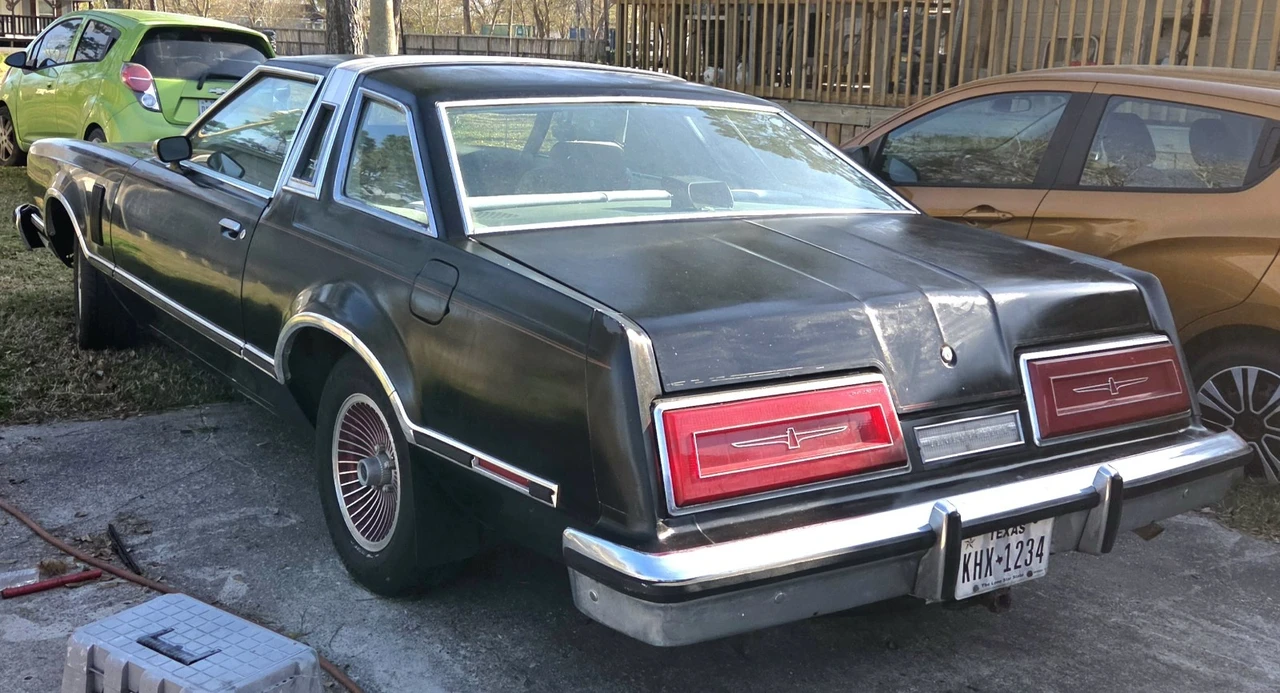 1979 Ford Thunderbird 7th Gen - Image 5 of 17