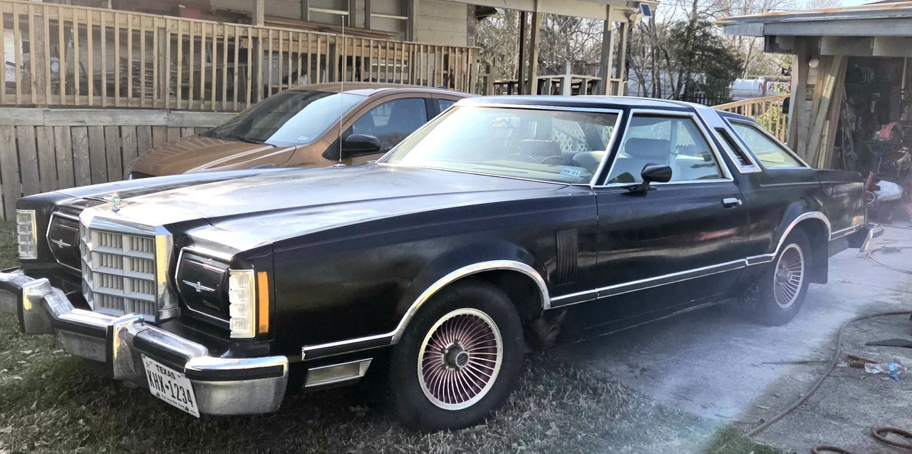 1979 Ford Thunderbird 7th Gen - Image 6 of 17