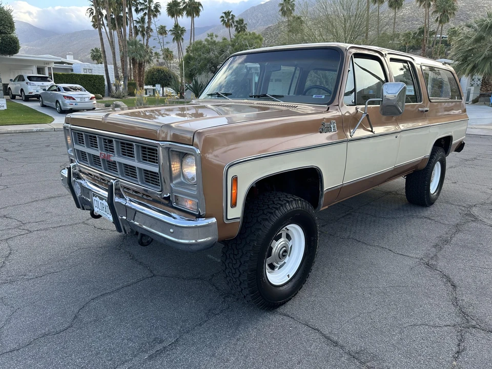 1979 GMC Suburban 7th Gen - Image 7 of 31
