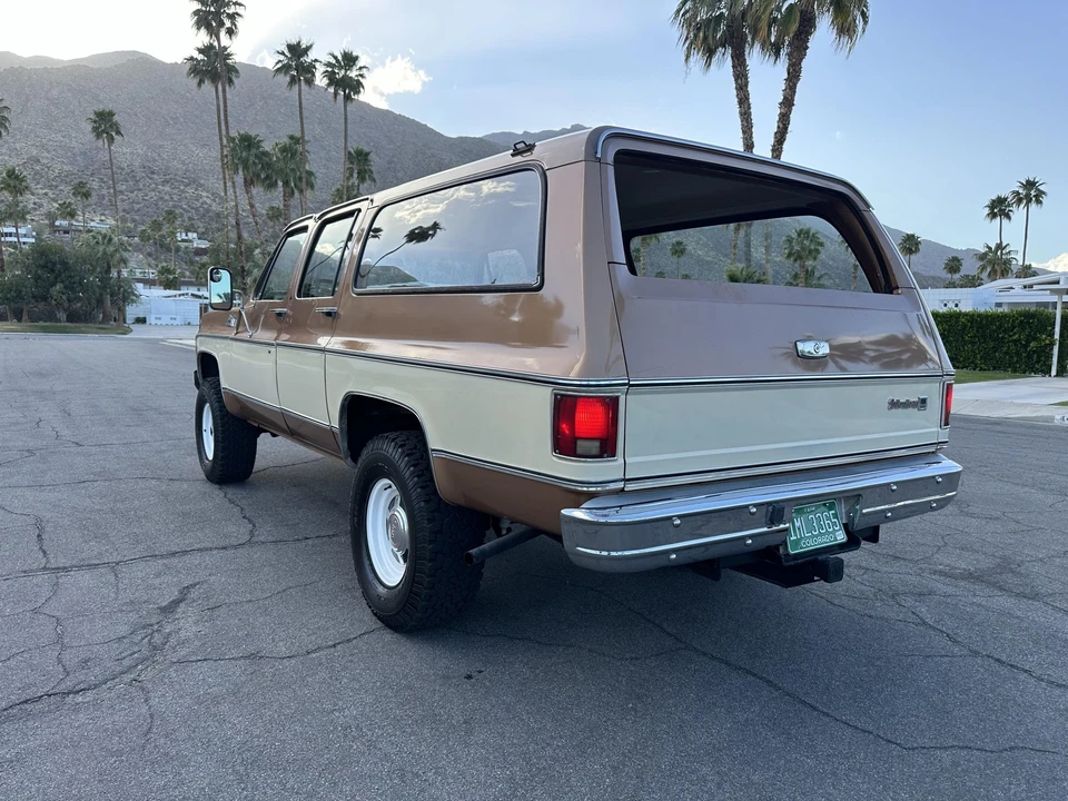1979 GMC Suburban 7th Gen - Image 10 of 31