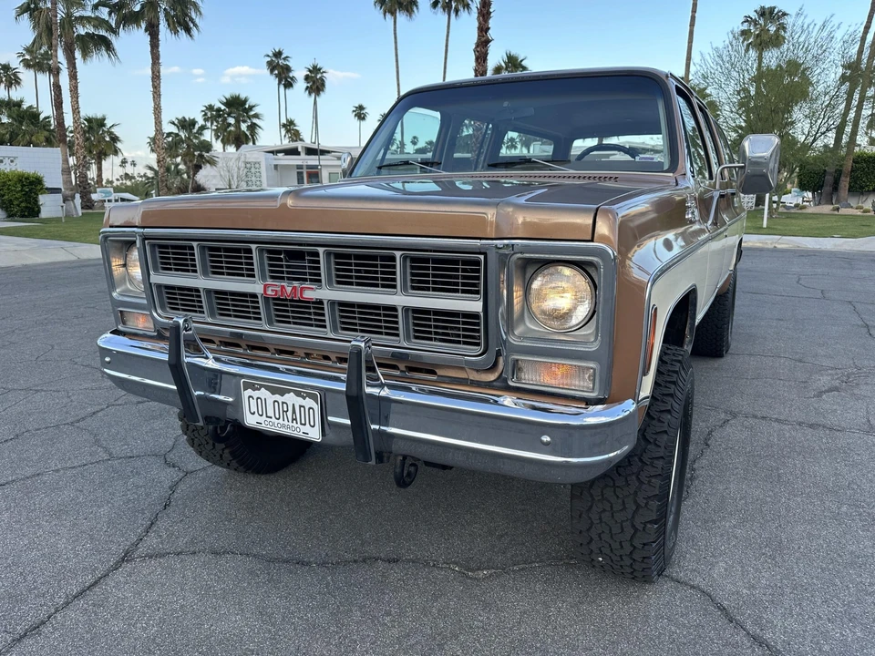1979 GMC Suburban 7th Gen - Image 2 of 31