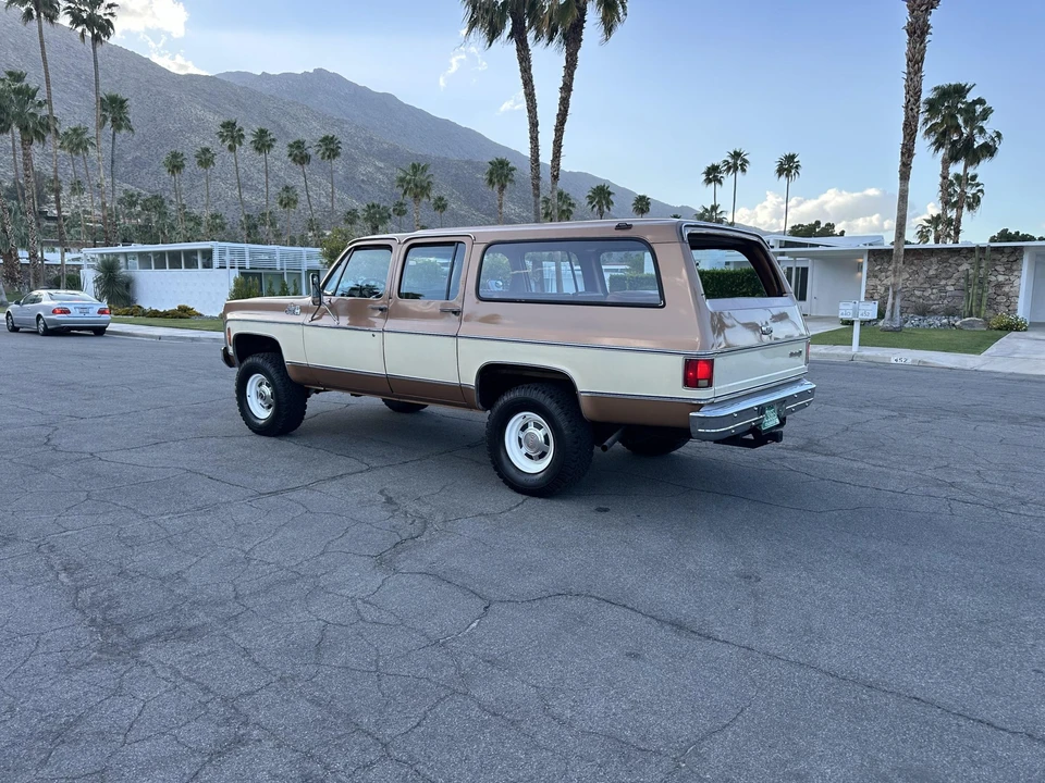 1979 GMC Suburban 7th Gen - Image 8 of 31