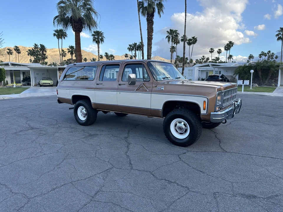1979 GMC Suburban 7th Gen - Image 21 of 31