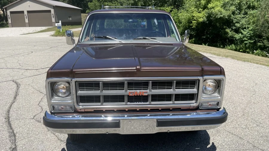 1979 GMC Suburban 7th Gen - Image 16 of 17
