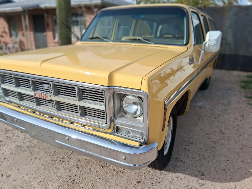 1979 GMC Suburban 7th Gen - Image 4 of 21