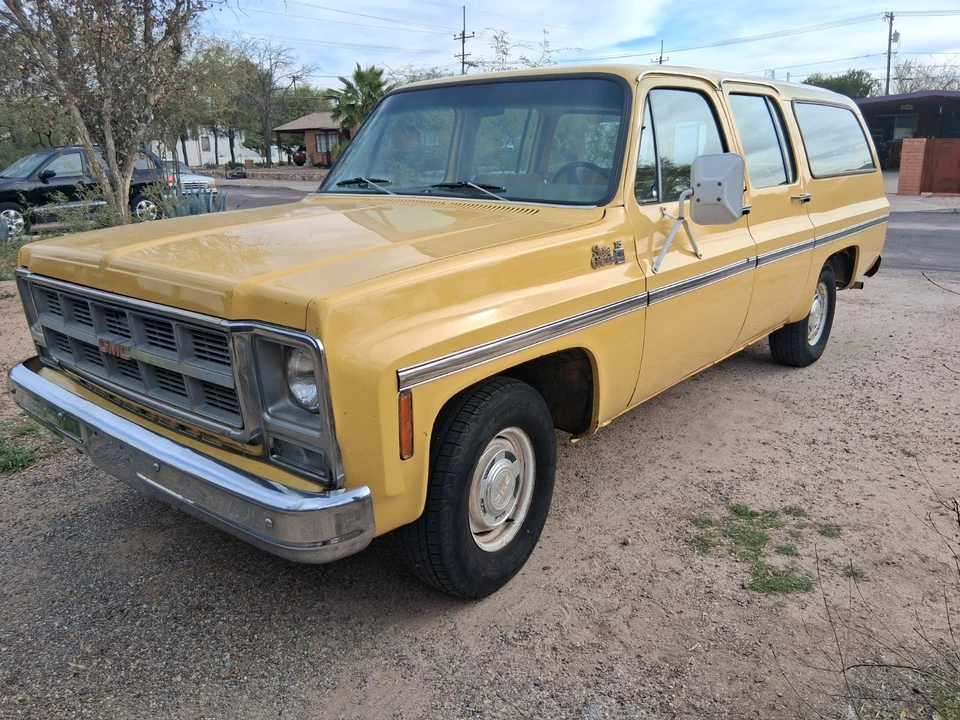 1979 GMC Suburban 7th Gen - Image 8 of 21