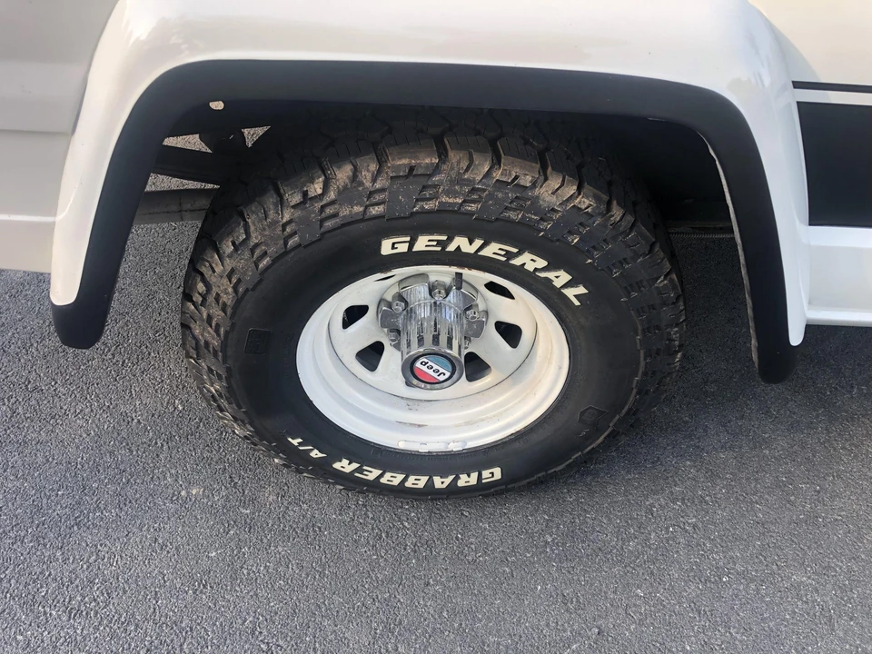 1979 Jeep SJ Cherokee - Image 17 of 31