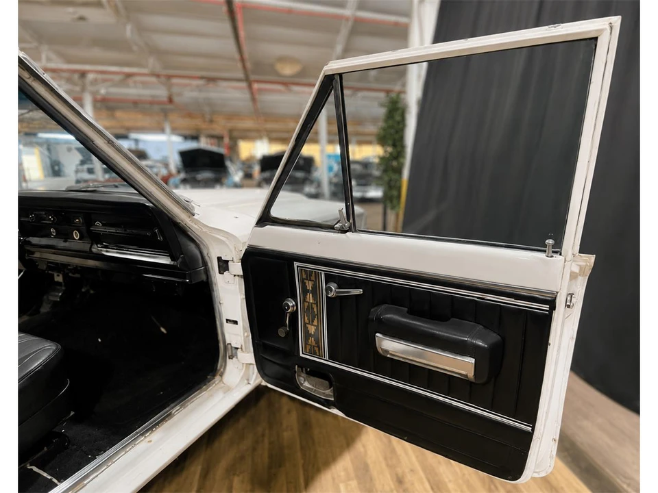 1979 Jeep SJ Cherokee - Image 13 of 30