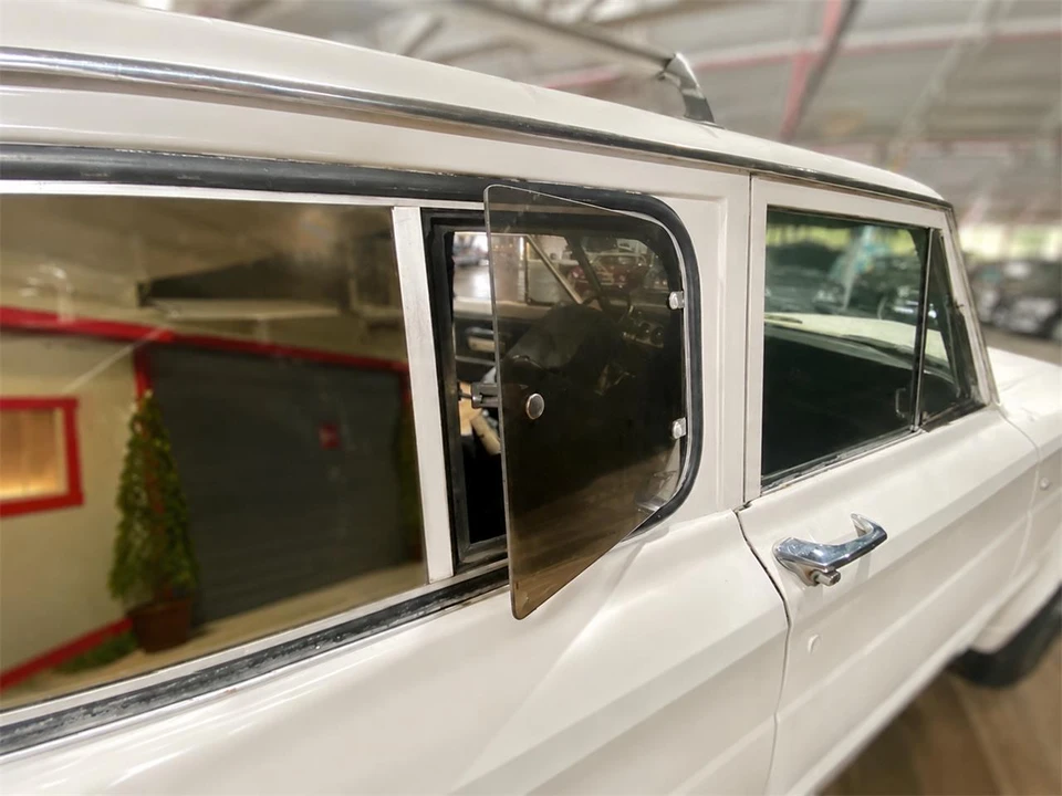 1979 Jeep SJ Cherokee - Image 15 of 30