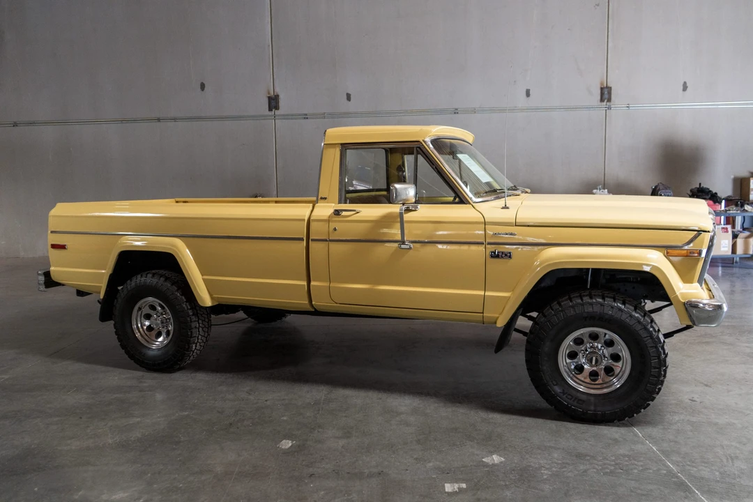 1979 Jeep SJ Gladiator - Image 9 of 31