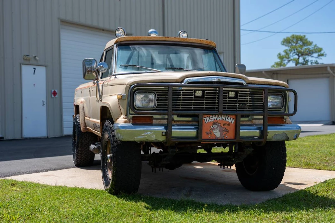 1979 Jeep SJ Gladiator - Image 2 of 24