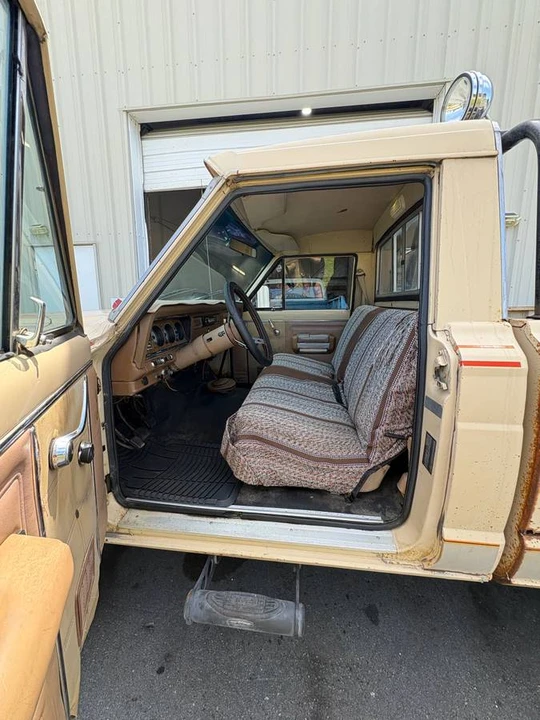 1979 Jeep SJ Gladiator - Image 15 of 24