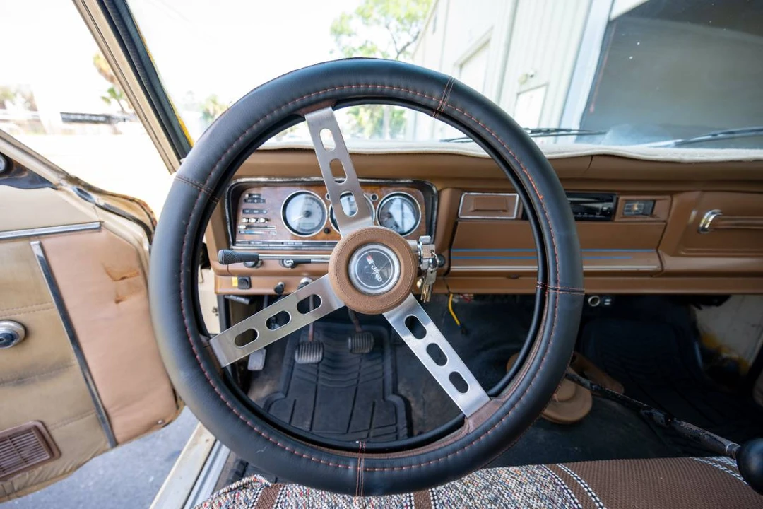 1979 Jeep SJ Gladiator - Image 16 of 24