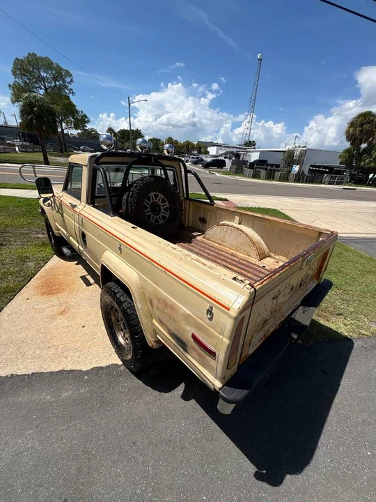 1979 Jeep SJ Gladiator - Image 11 of 24