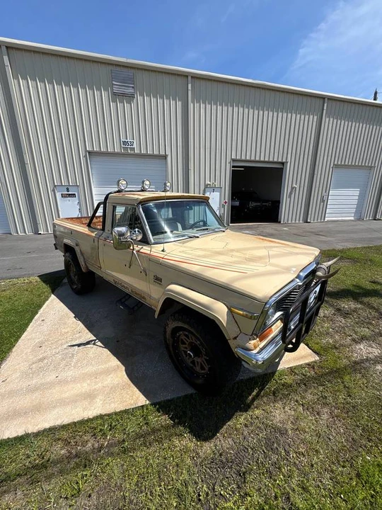 1979 Jeep SJ Gladiator - Image 5 of 24