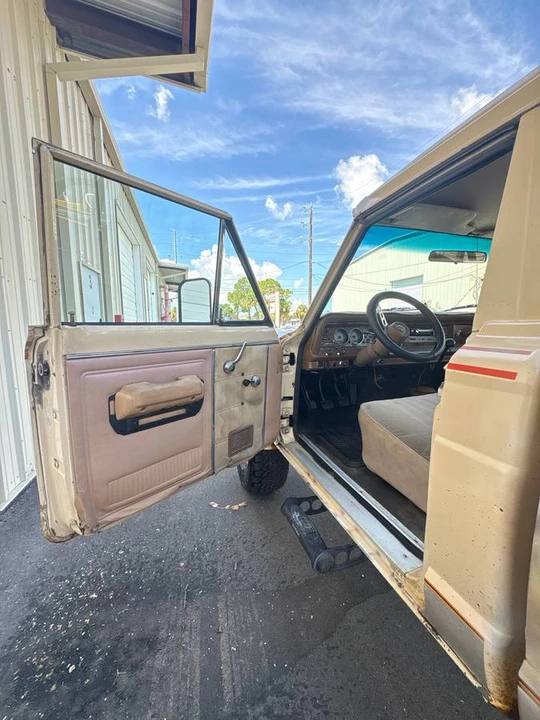 1979 Jeep SJ Gladiator - Image 17 of 24