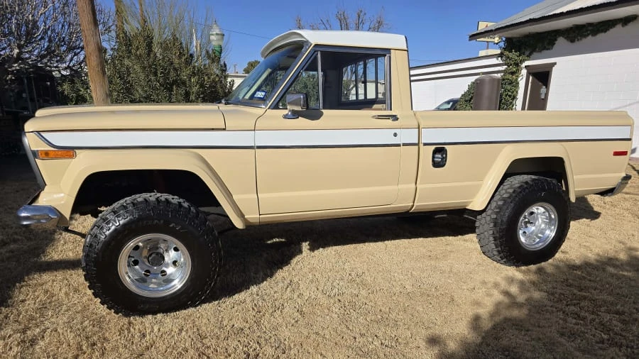 1979 Jeep SJ Gladiator - Image 2 of 8