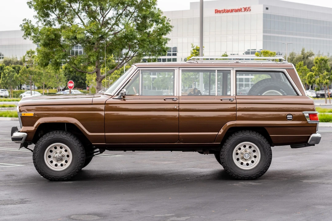 1979 Jeep SJ Wagoneer - Image 11 of 31