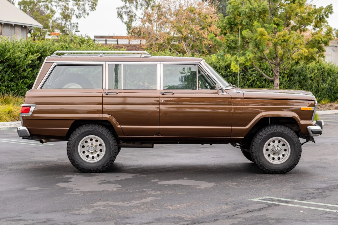 1979 Jeep SJ Wagoneer - Image 6 of 31