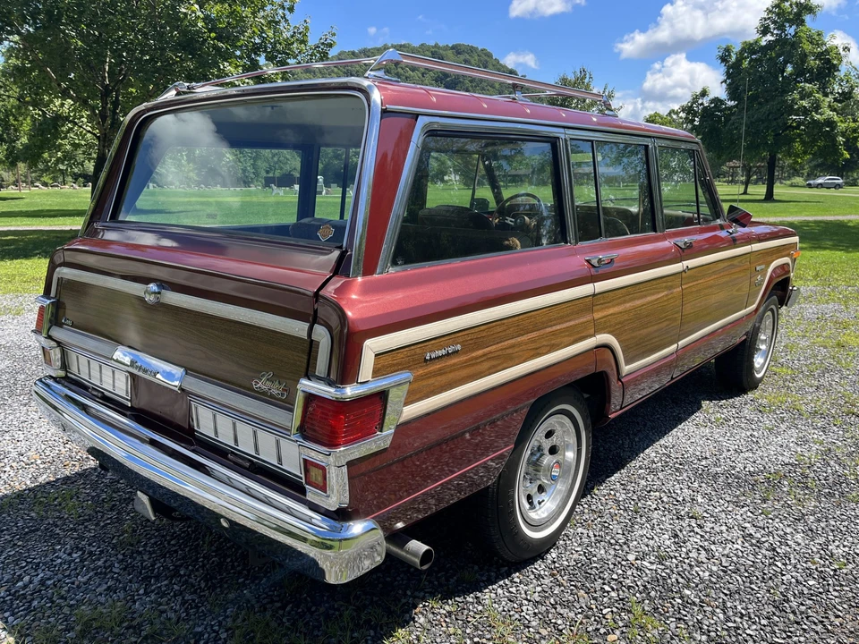 1979 Jeep SJ Wagoneer - Image 14 of 31
