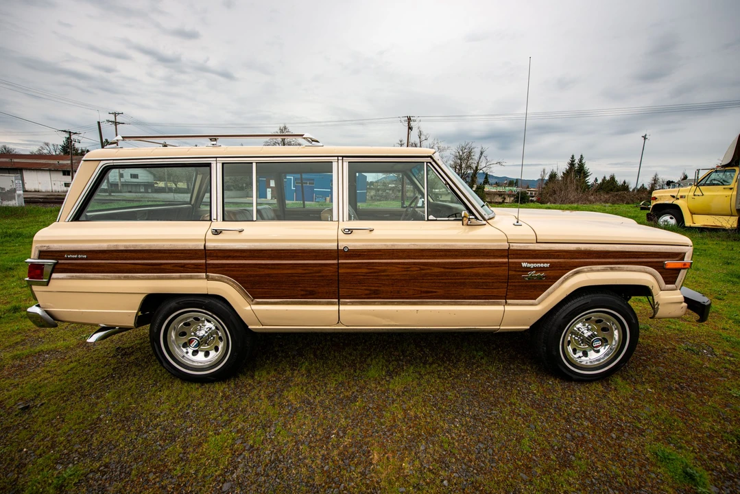 1979 Jeep SJ Wagoneer - Image 7 of 31