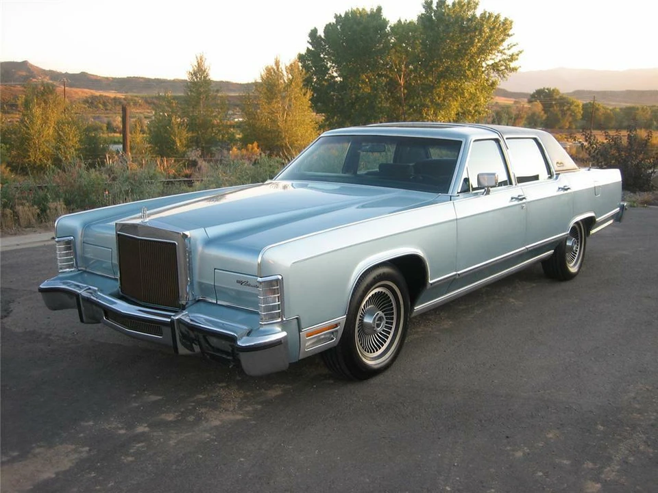 1979 Lincoln Continental 5th Gen - Image 2 of 5