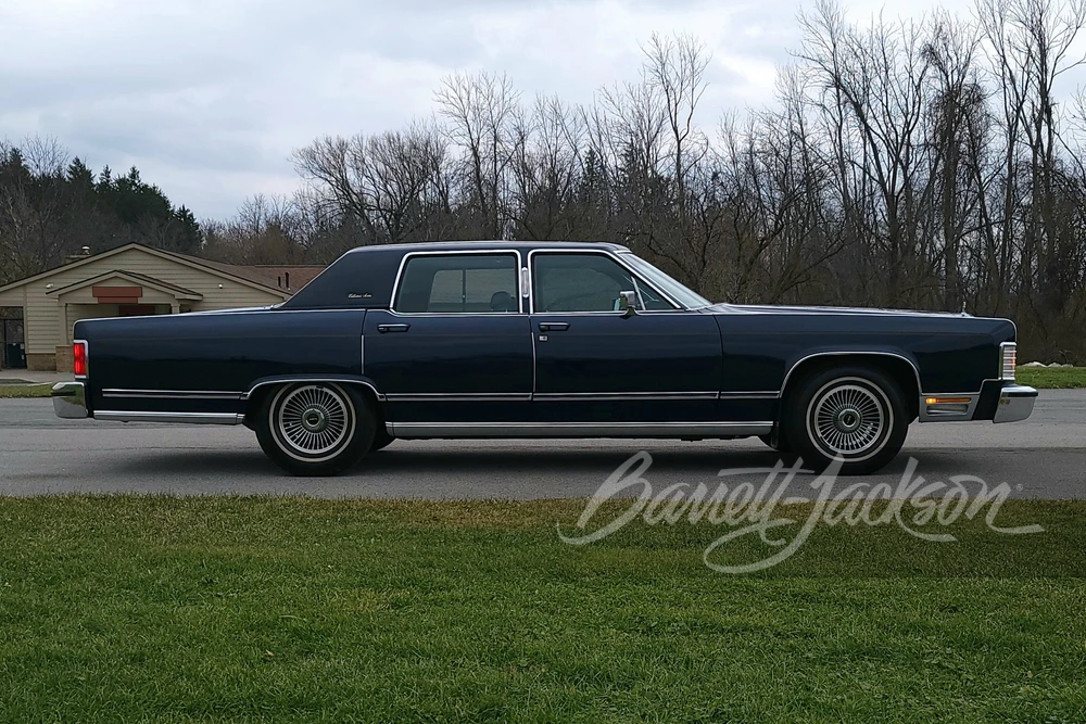 1979 Lincoln Continental 5th Gen - Image 16 of 27