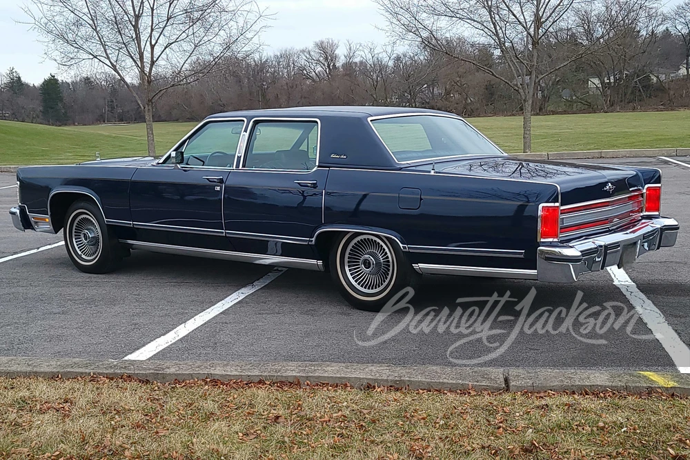 1979 Lincoln Continental 5th Gen - Image 26 of 27