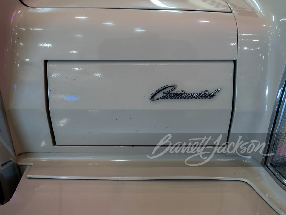 1979 Lincoln Continental Mark V - Image 16 of 19