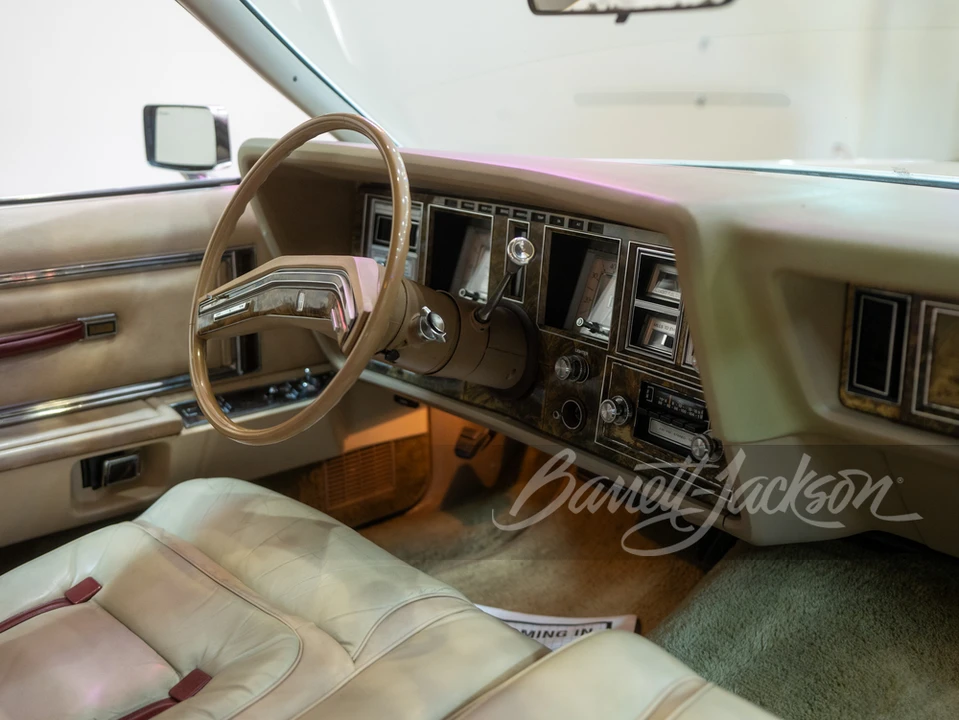 1979 Lincoln Continental Mark V - Image 18 of 19