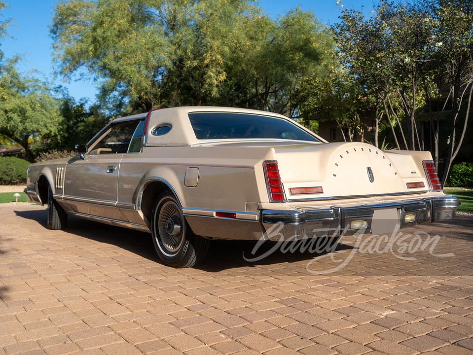 1979 Lincoln Continental Mark V - Image 2 of 19