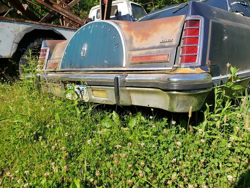 1979 Lincoln Continental 5th Gen - Image 9 of 10