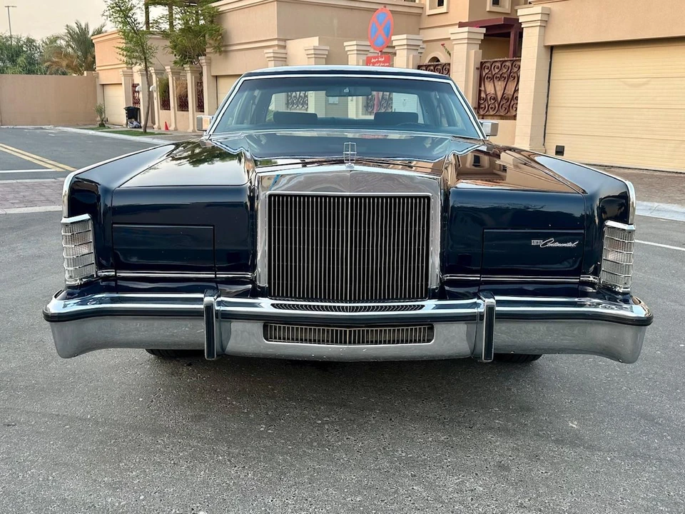 1979 Lincoln Continental 5th Gen - Image 2 of 31