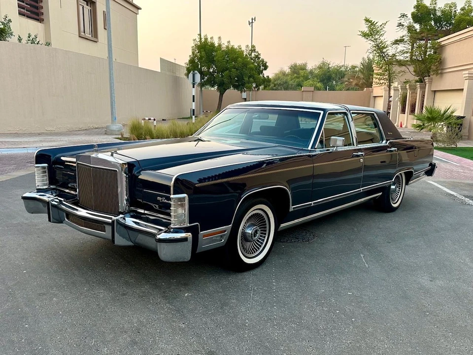 1979 Lincoln Continental 5th Gen - Image 10 of 31